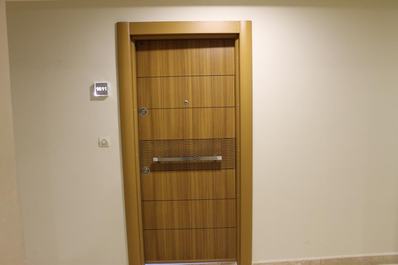 Апартаменты Batumi Porta Tower 1611 Экстерьер фото